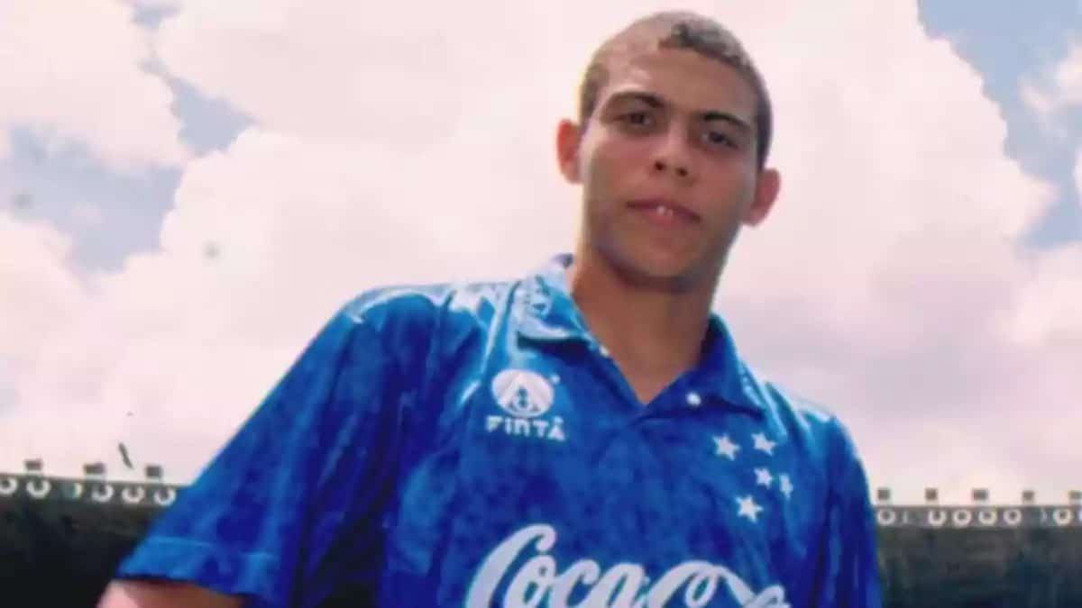 Ronaldo começa a carreira no Cruzeiro