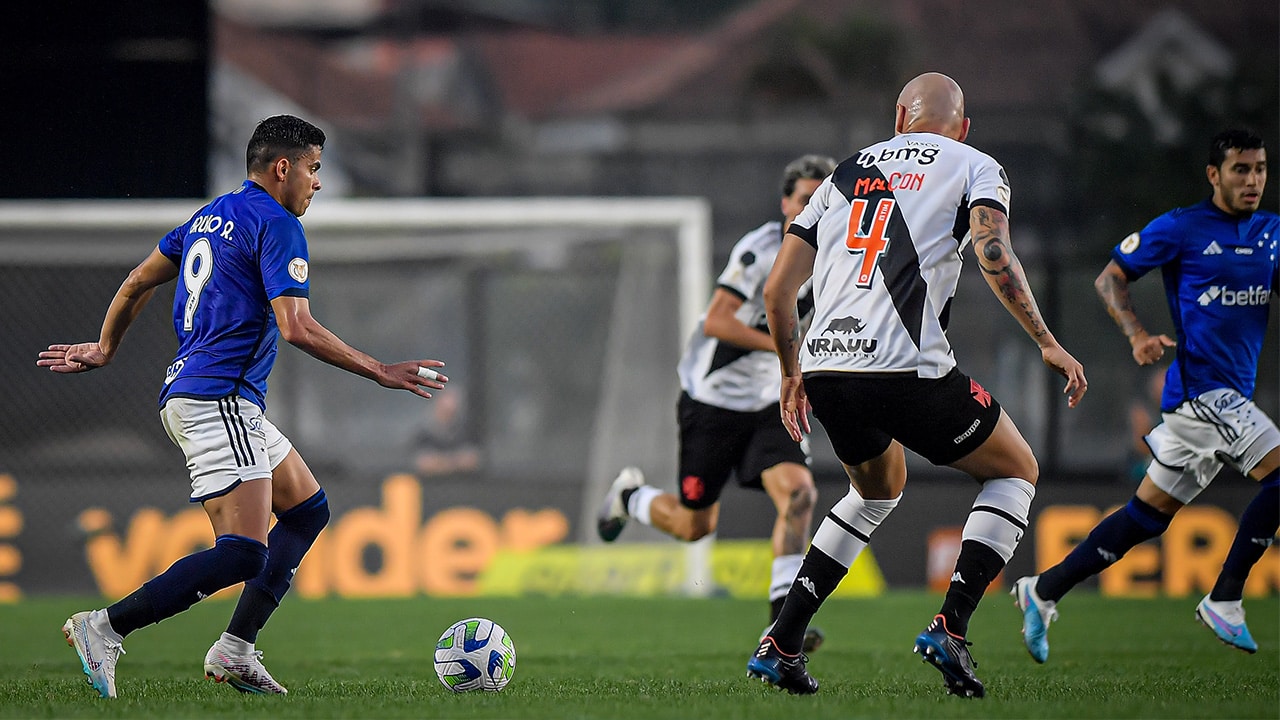 Vasco x Cruzeiro: onde assistir, horário e escalações pelo Brasileiro