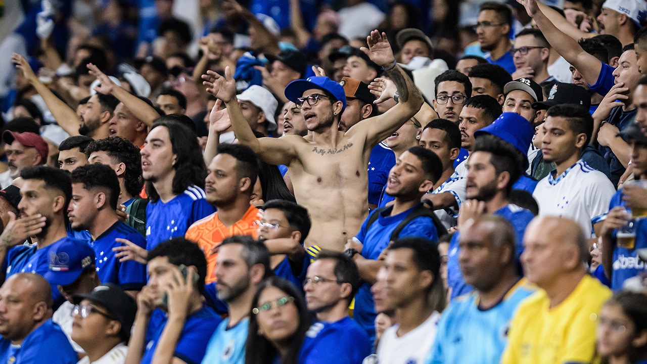 Cruzeiro supera 400 mil torcedores presentes como mandante na temporada